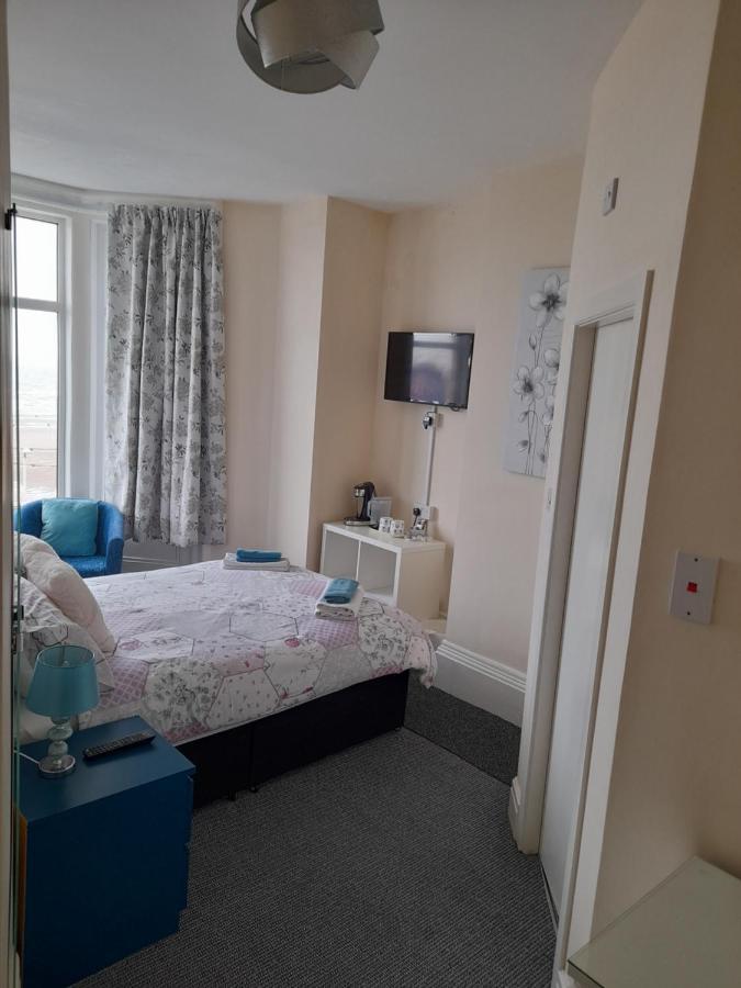 The Coast Bed & Breakfast Blackpool Exterior foto